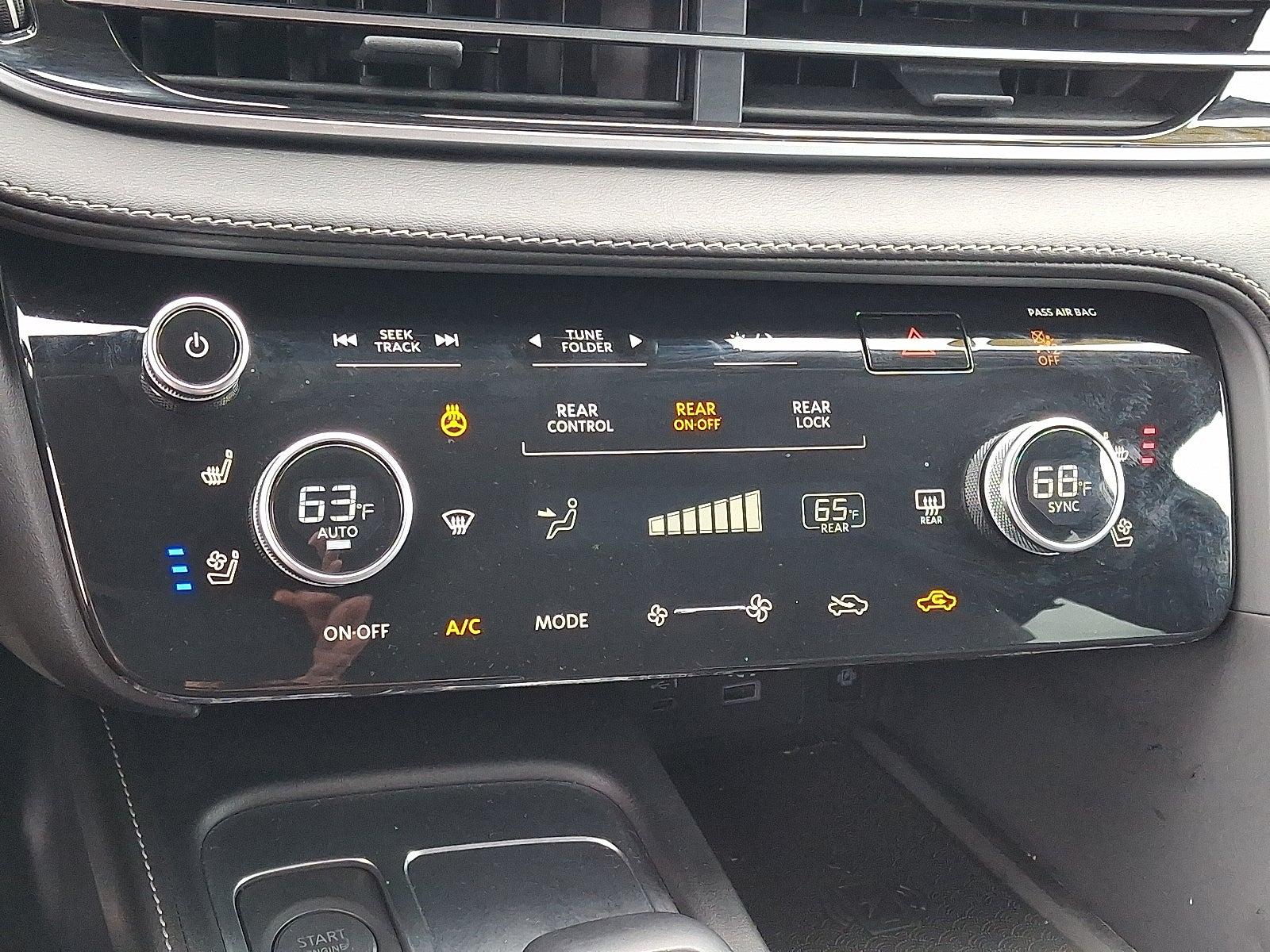 2024 INFINITI QX60 LUXE AWD AWD