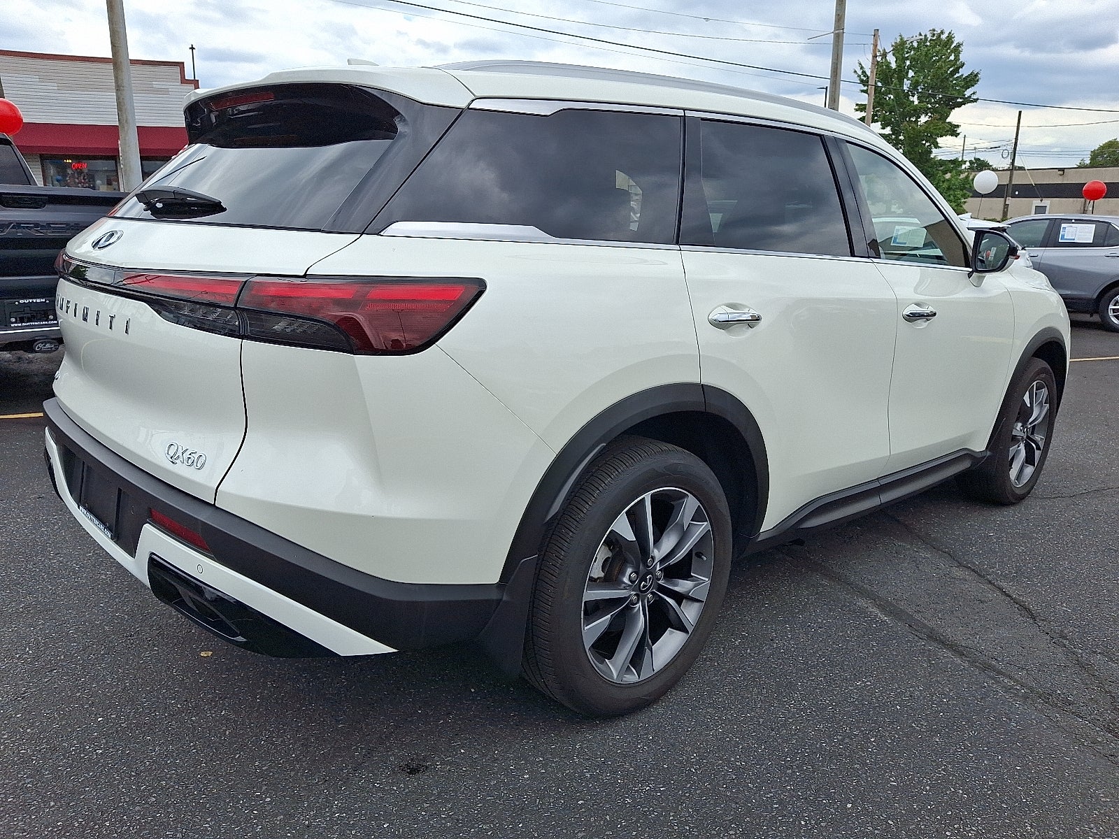 2024 INFINITI QX60 LUXE AWD AWD