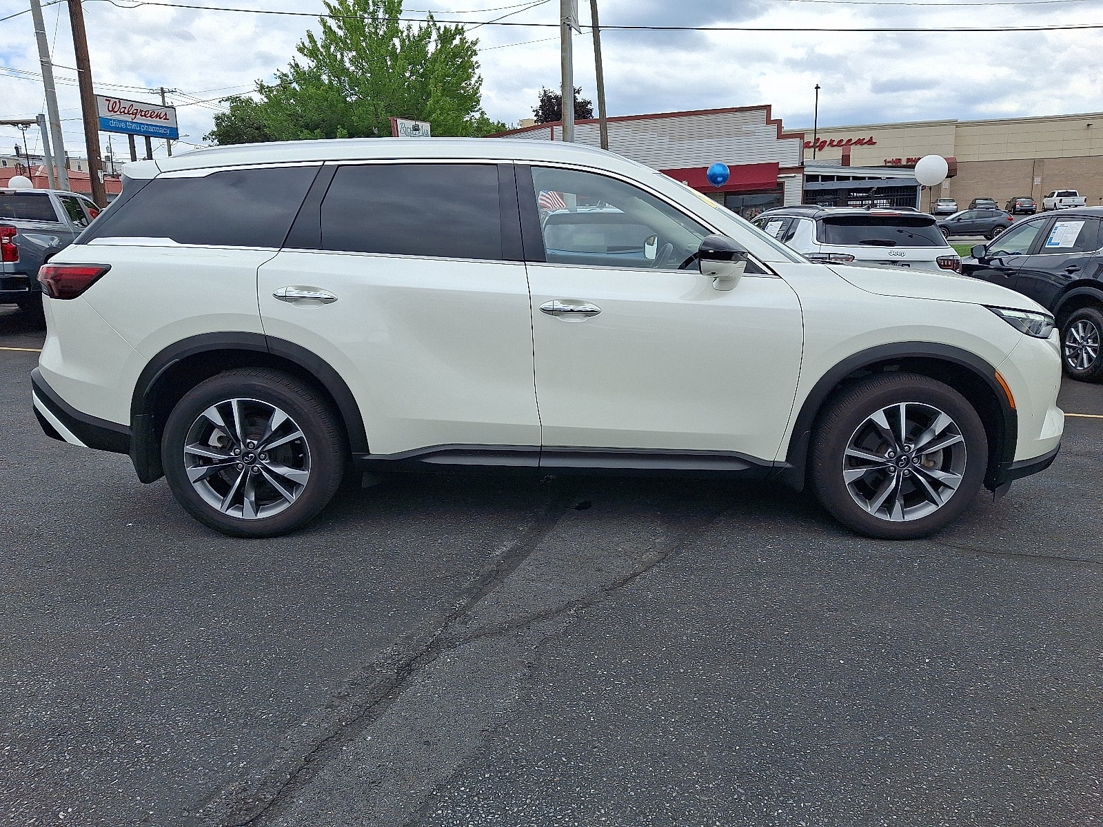 2024 INFINITI QX60 LUXE AWD AWD
