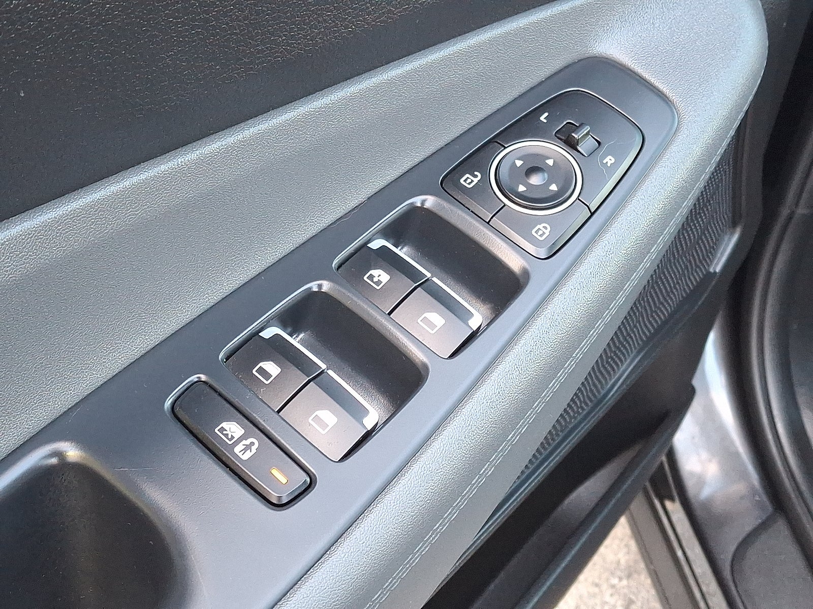 2023 Hyundai Santa Fe SE AWD