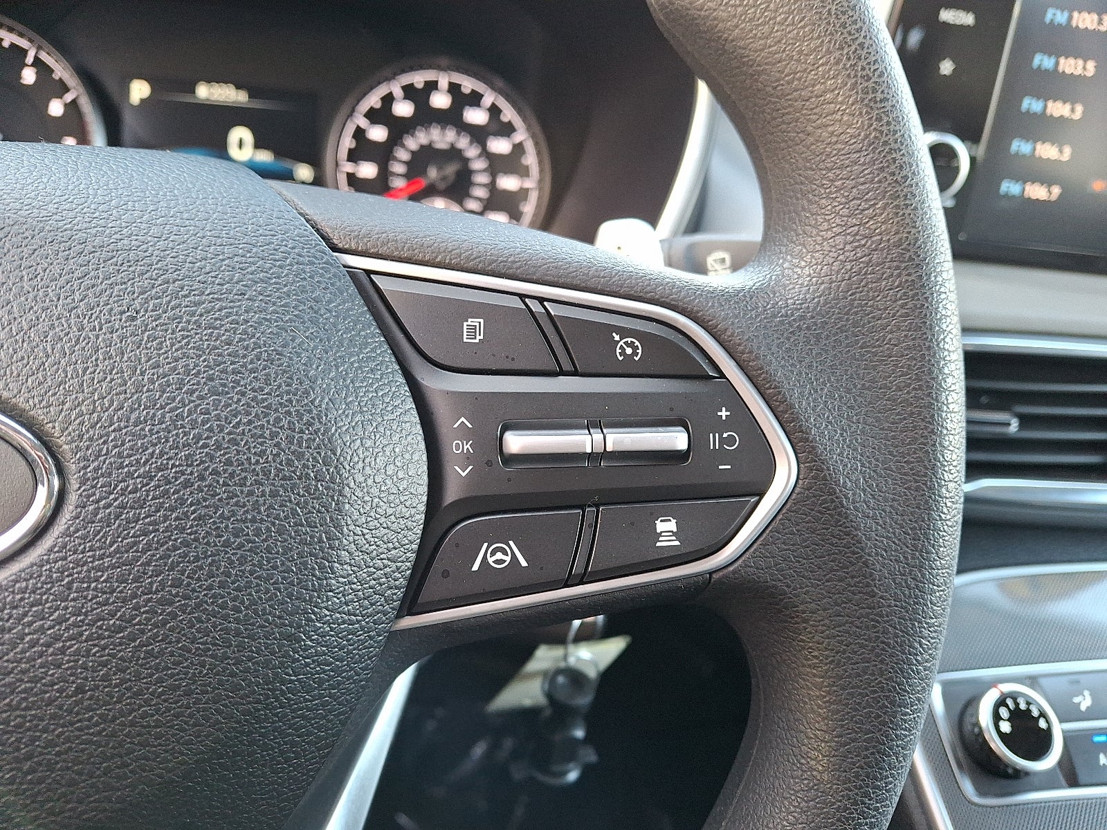 2023 Hyundai Santa Fe SE AWD