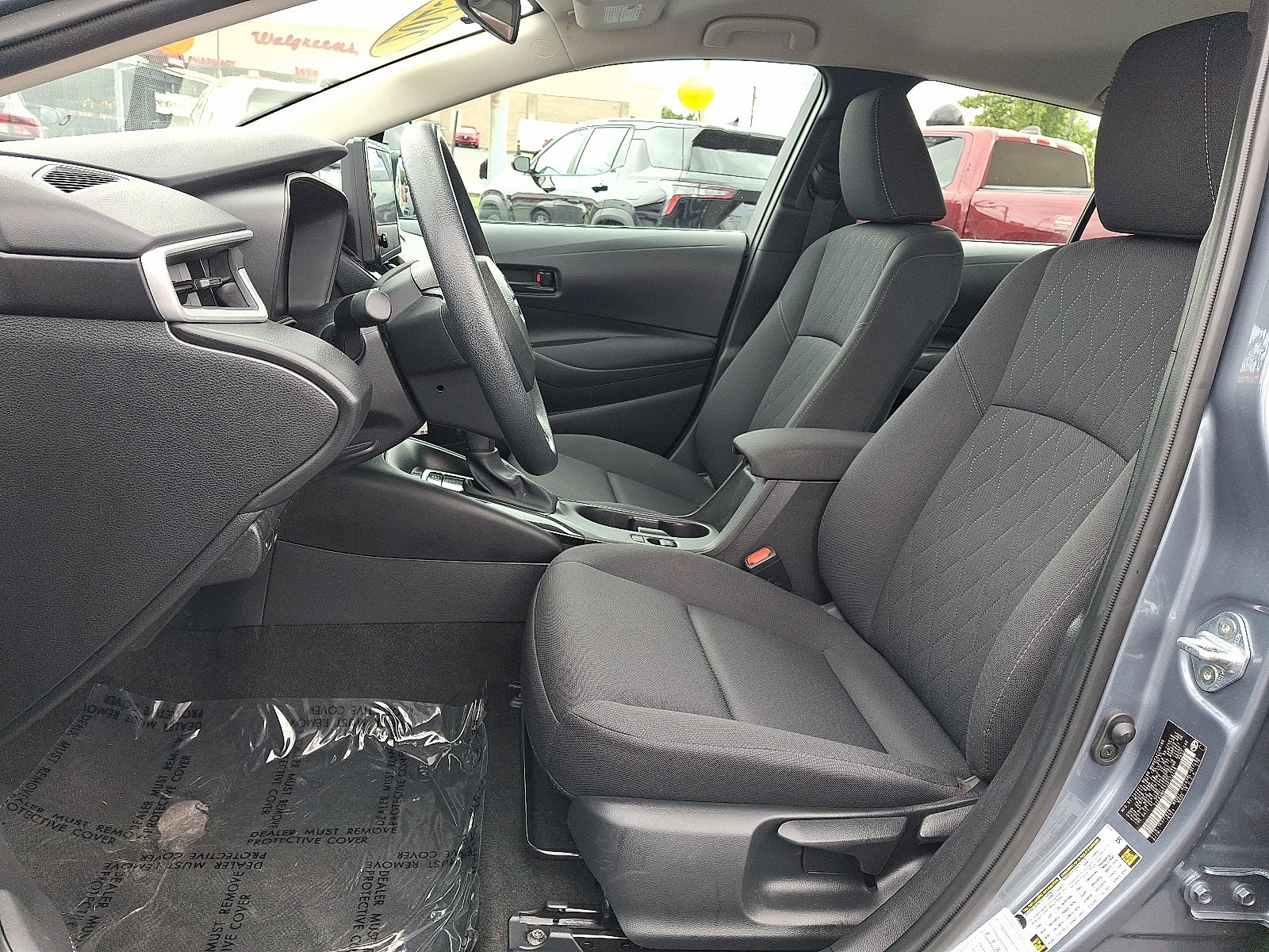 2025 Toyota Corolla LE FWD