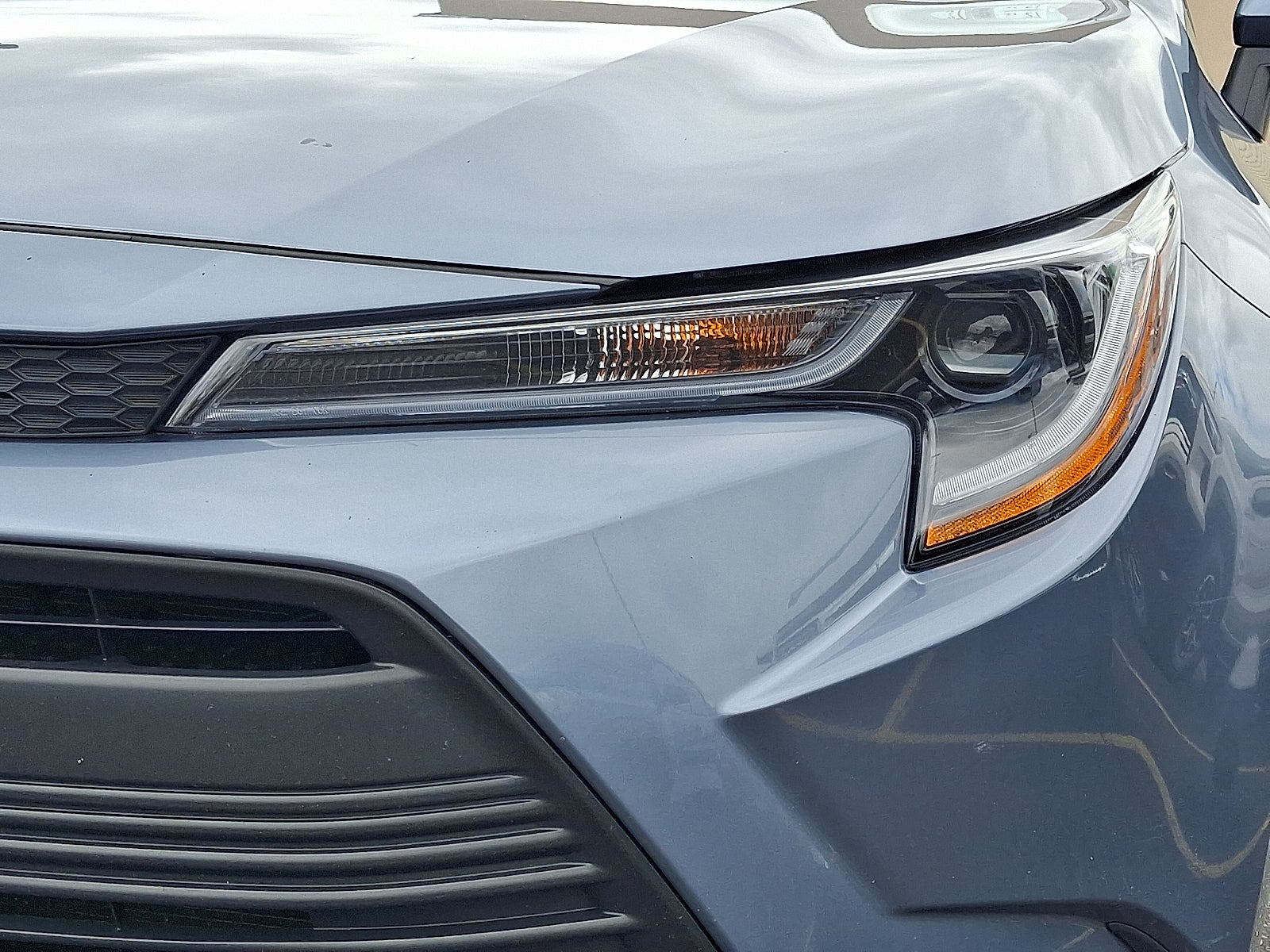 2025 Toyota Corolla LE FWD