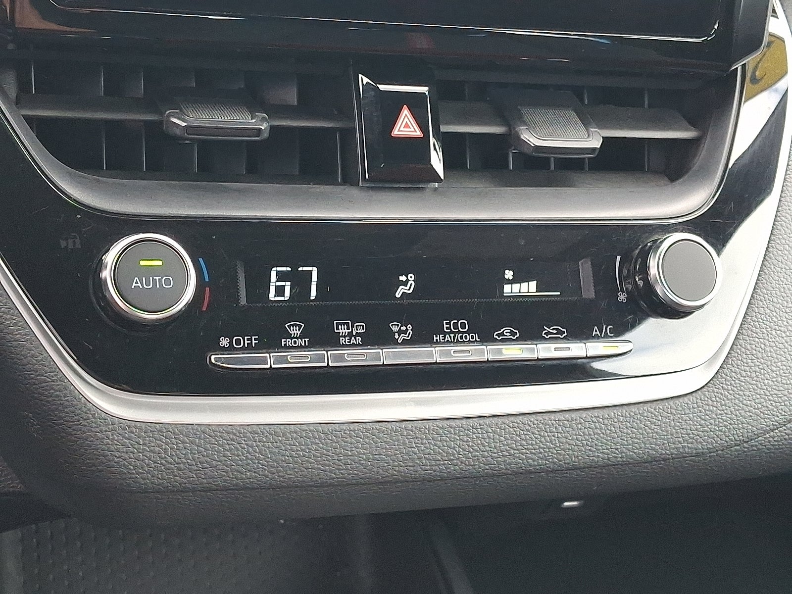 2026 Toyota Corolla SE FWD