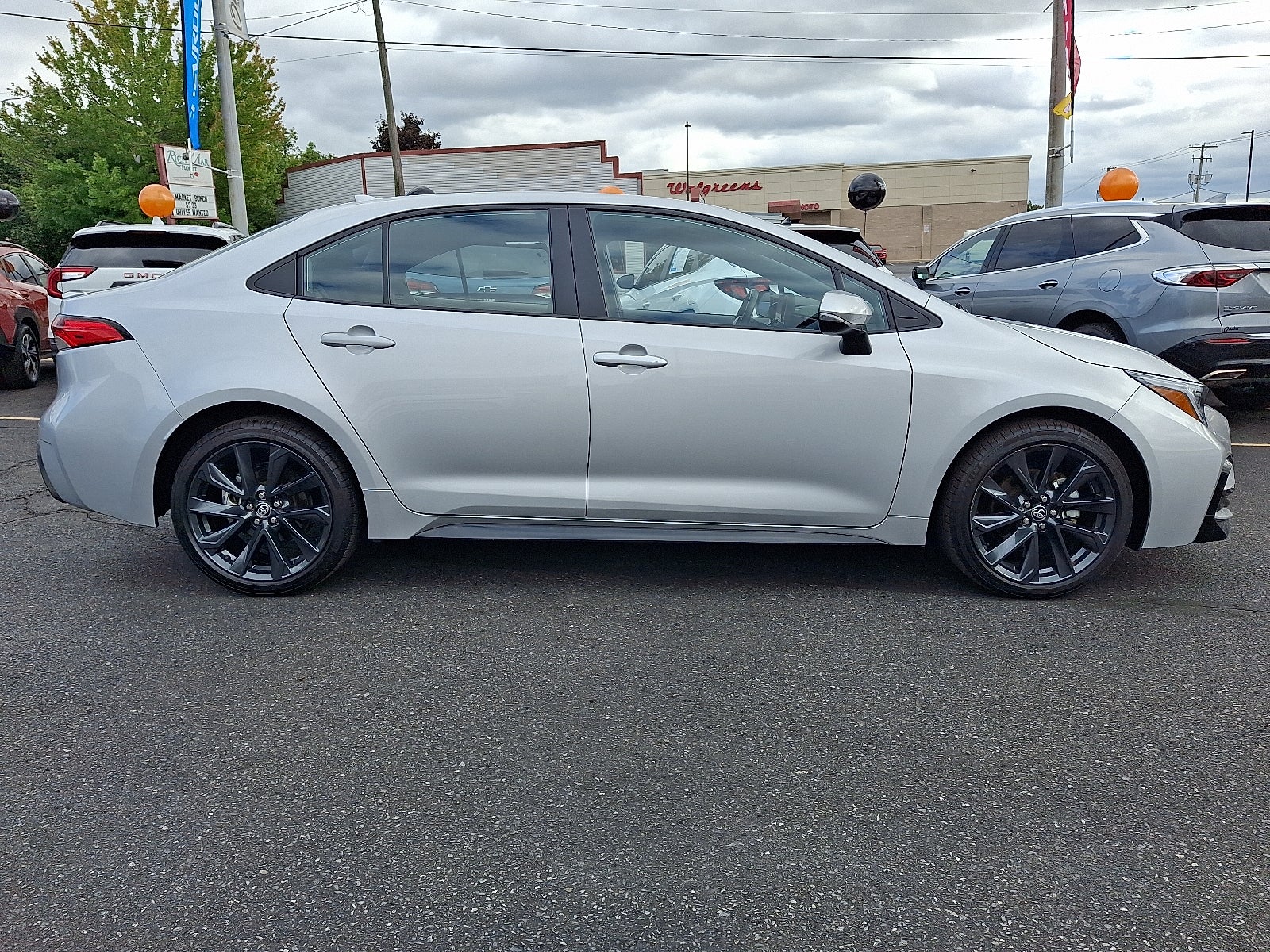 2026 Toyota Corolla SE FWD