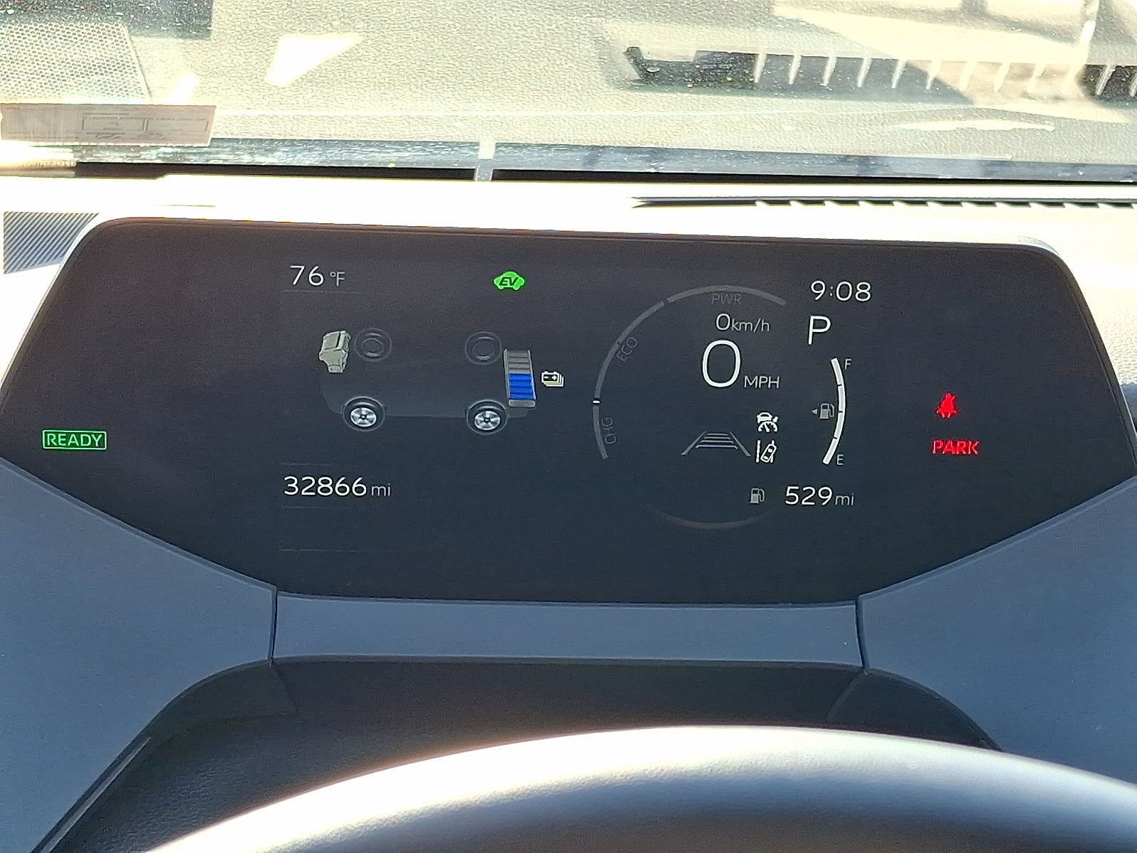 2025 Toyota Prius LE FWD