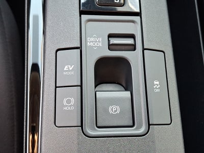 2025 Toyota Prius LE FWD