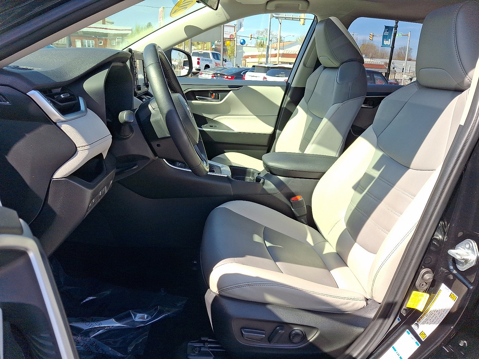 2020 Toyota RAV4 XLE Premium AWD