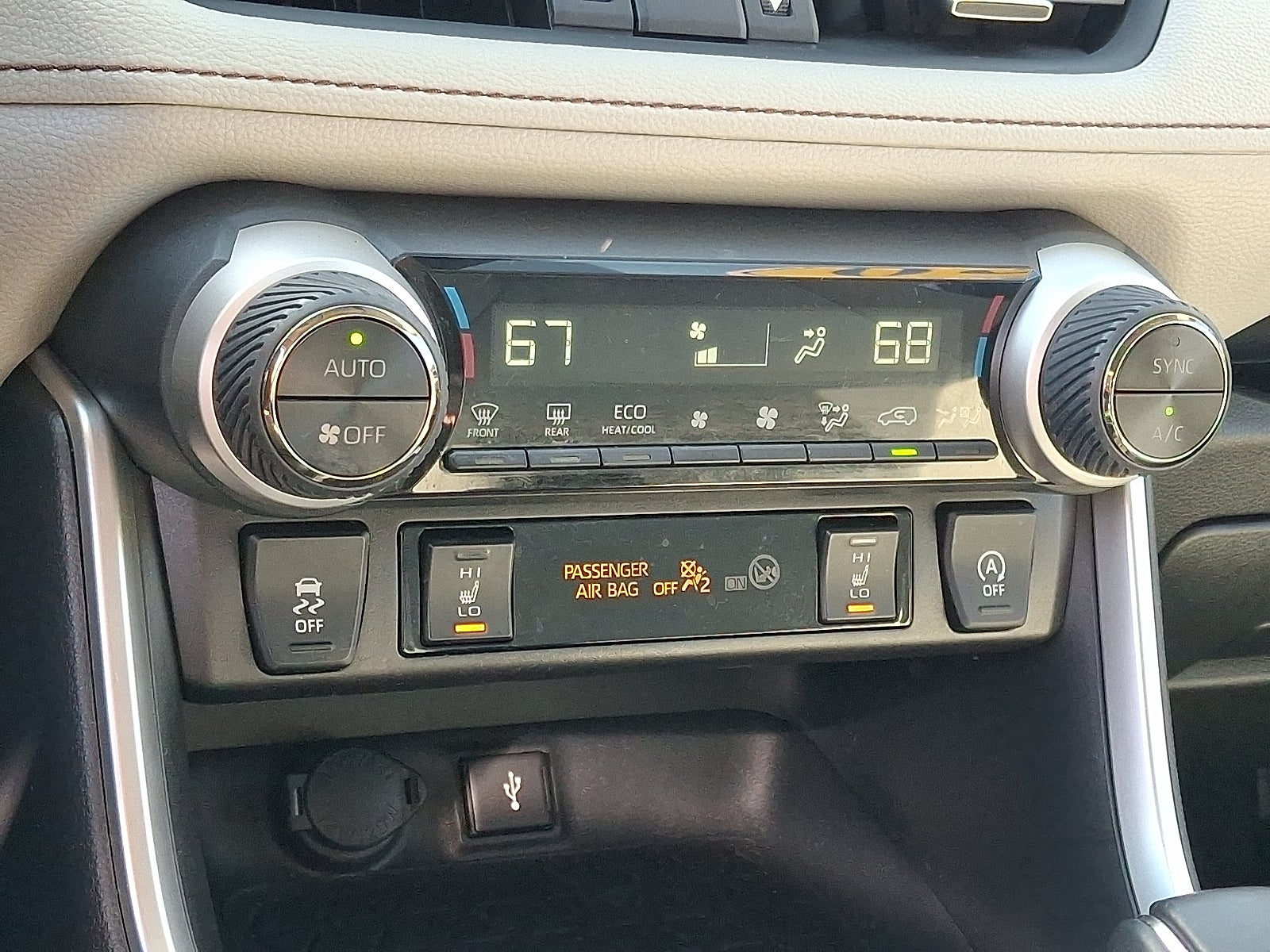 2020 Toyota RAV4 XLE Premium AWD