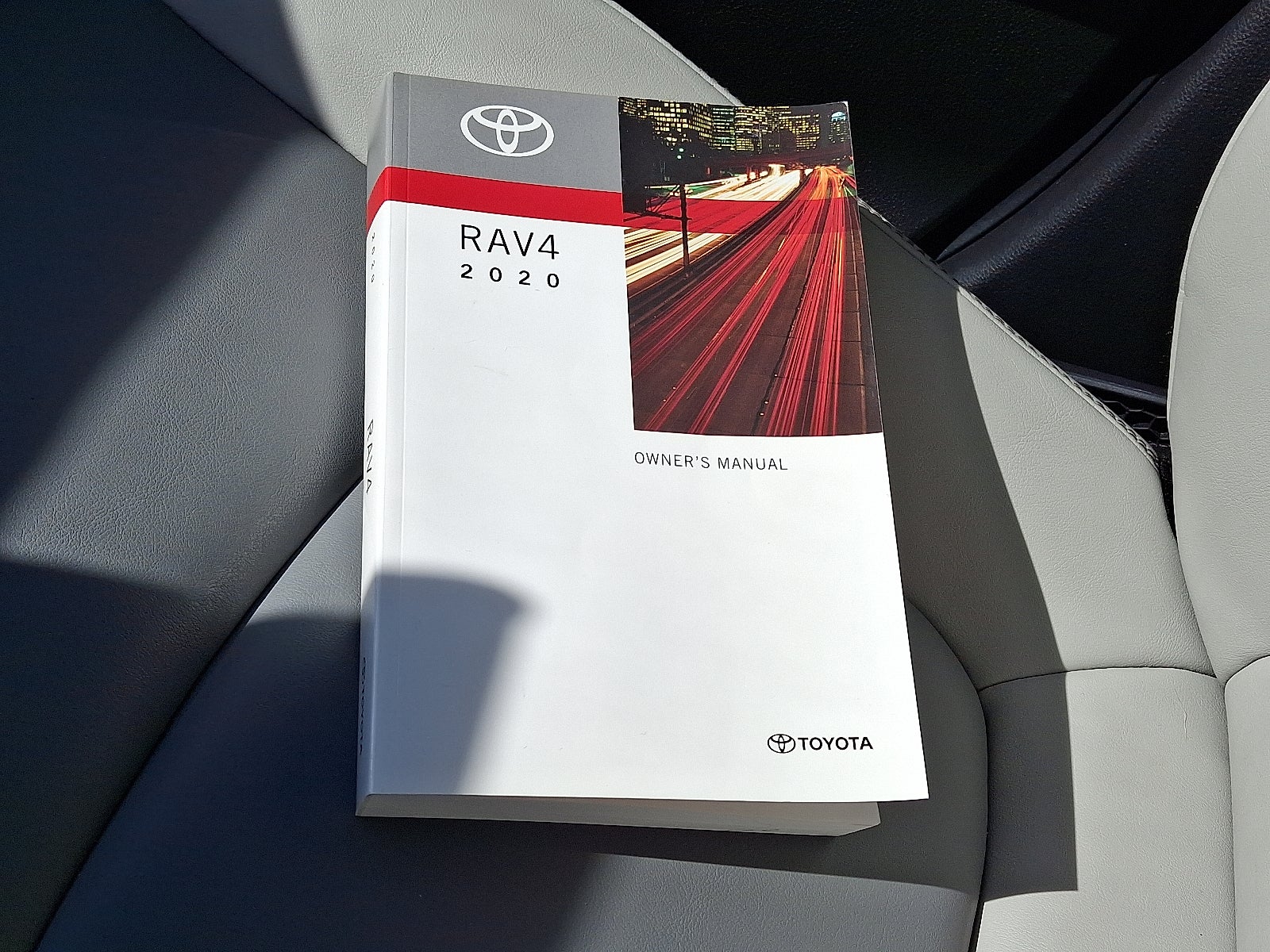 2020 Toyota RAV4 XLE Premium AWD