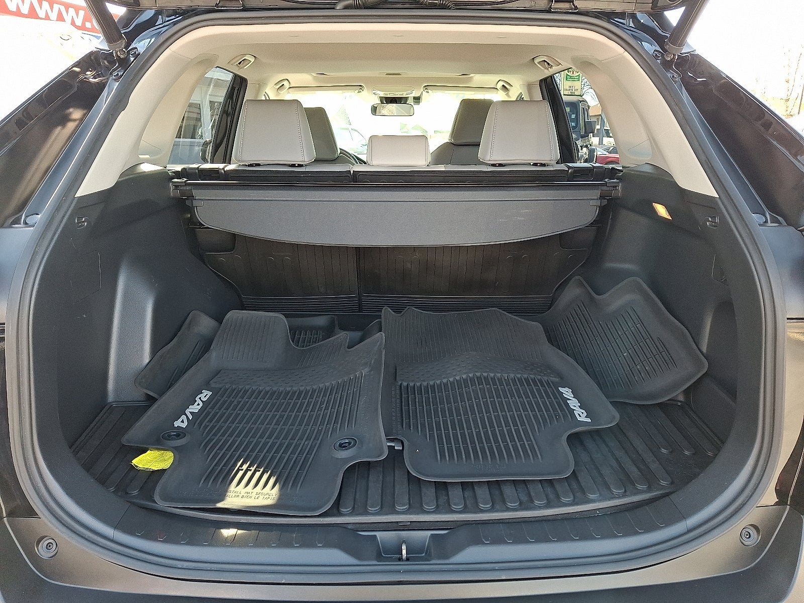 2020 Toyota RAV4 XLE Premium AWD