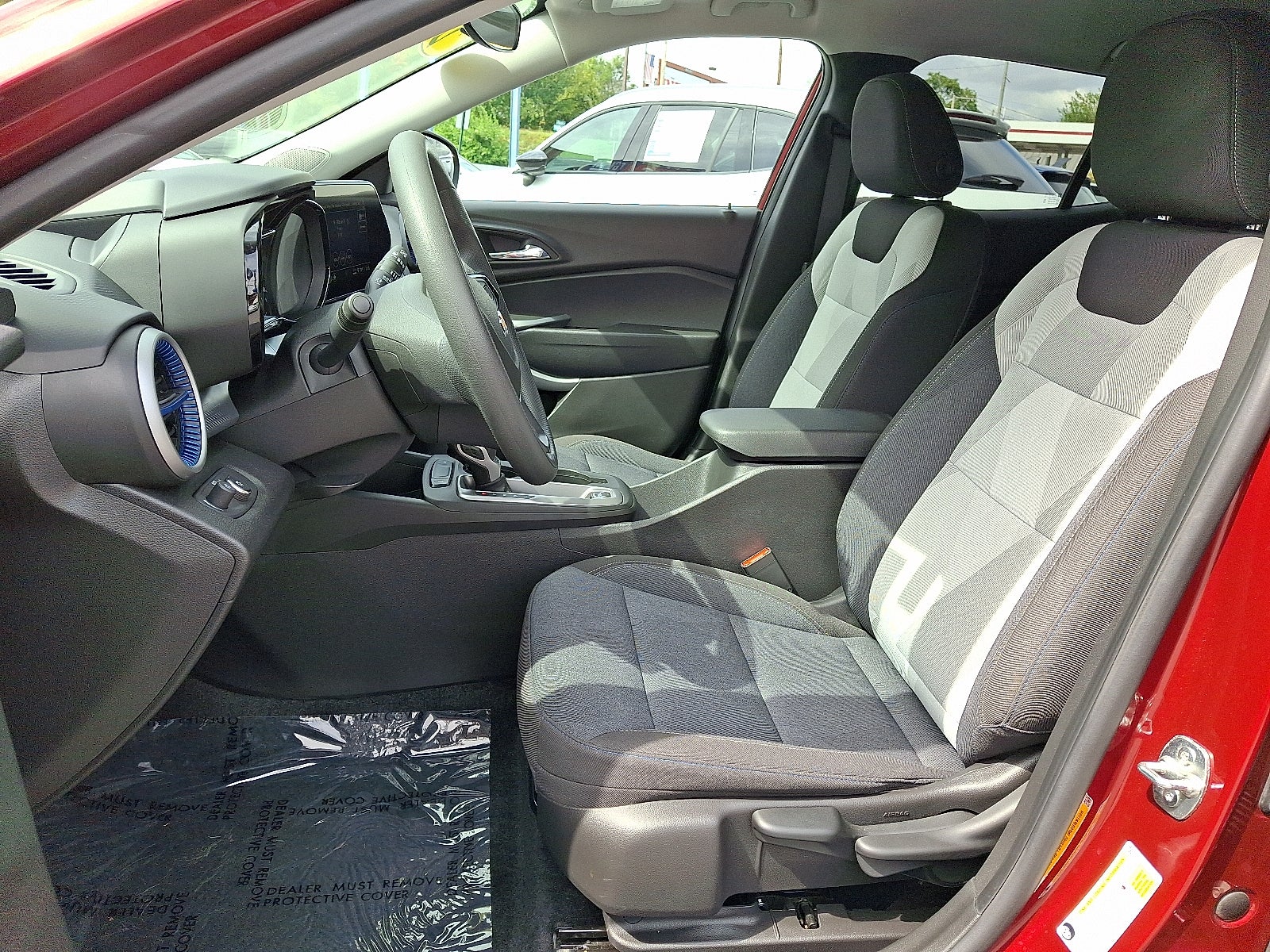 2024 Chevrolet Trax LS FWD