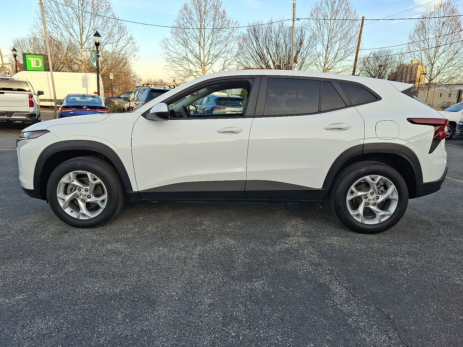 2024 Chevrolet Trax LS