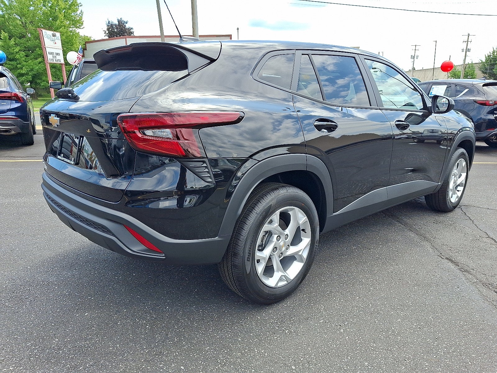 2026 Chevrolet Trax LS FWD