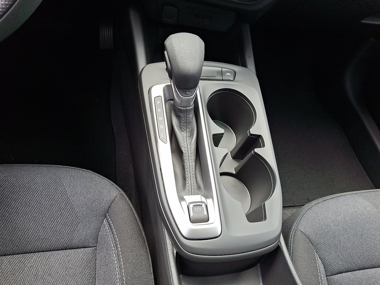 2026 Chevrolet Trax LS FWD