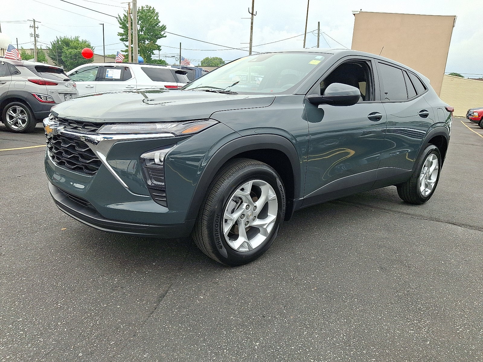 2025 Chevrolet Trax LS FWD