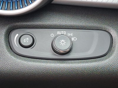 2025 Chevrolet Trax LS FWD