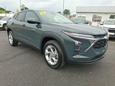 2025 Chevrolet Trax LS FWD