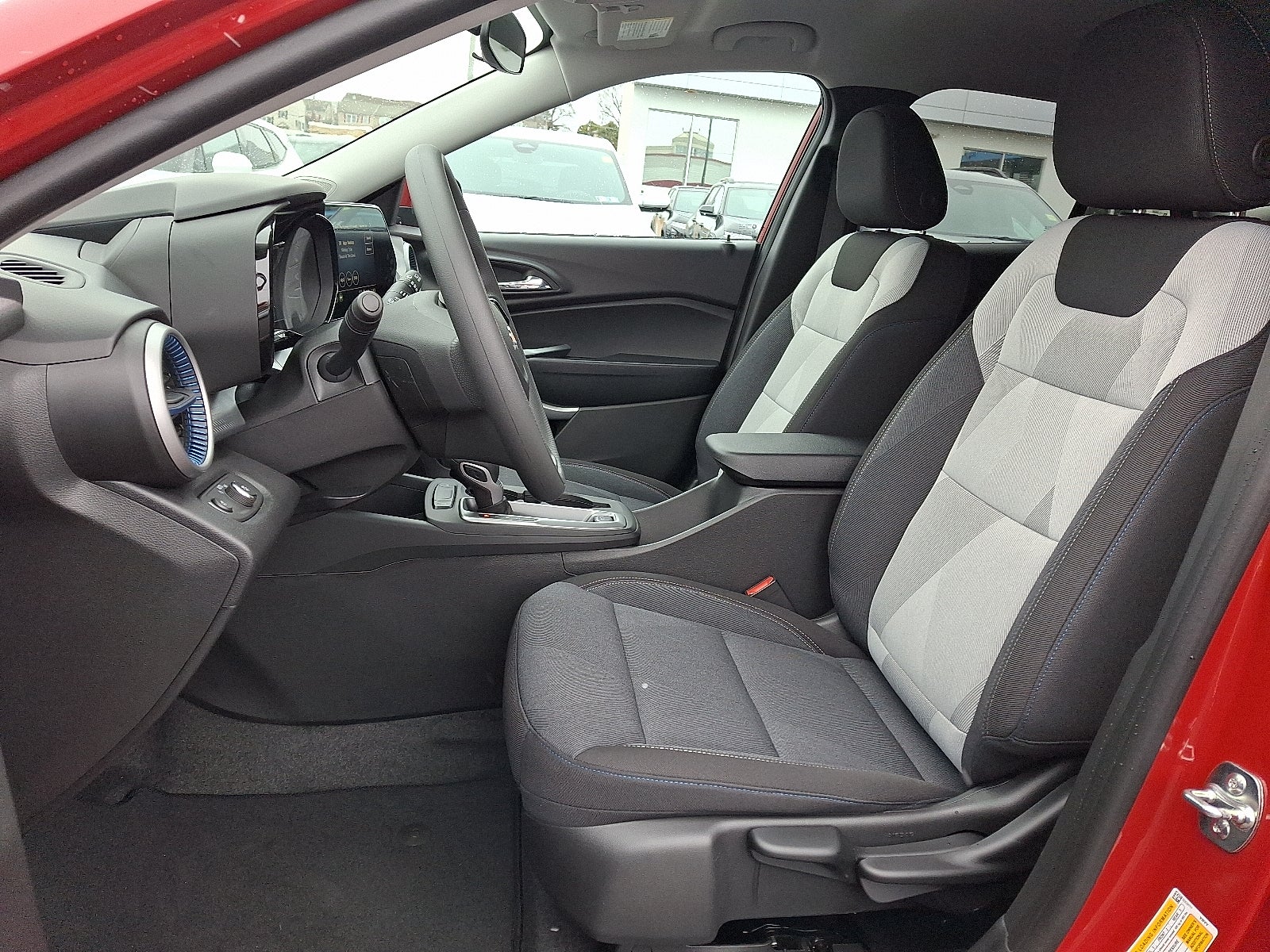 2026 Chevrolet Trax LS FWD