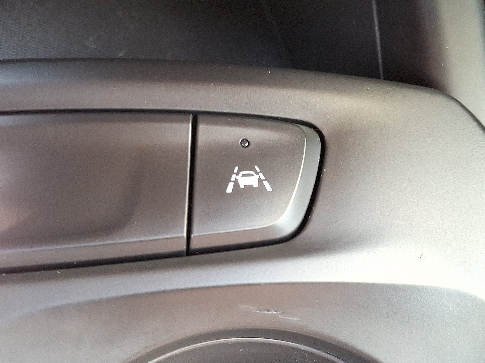 2025 Chevrolet Trax LS FWD