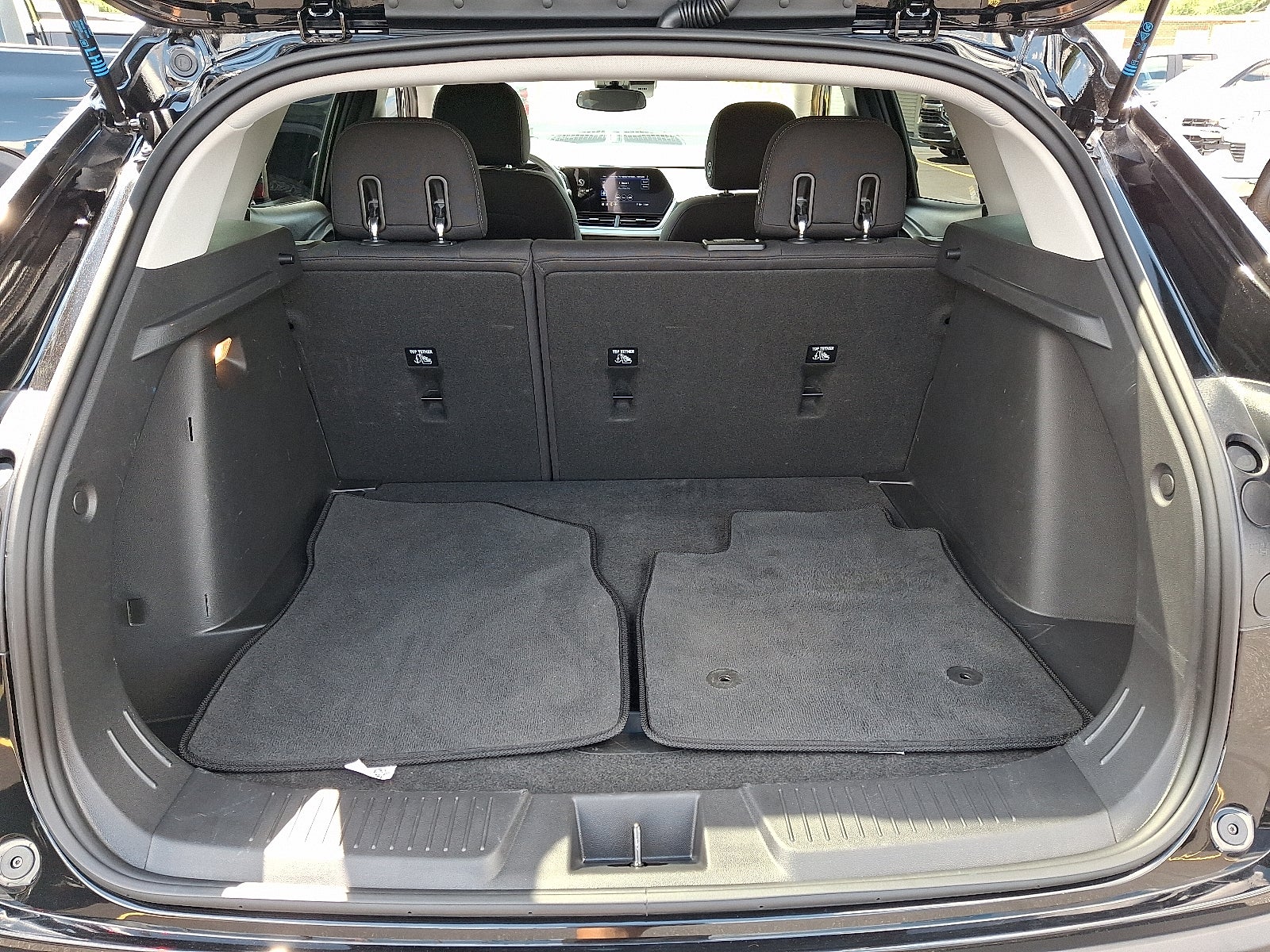 2025 Chevrolet Trax LS FWD