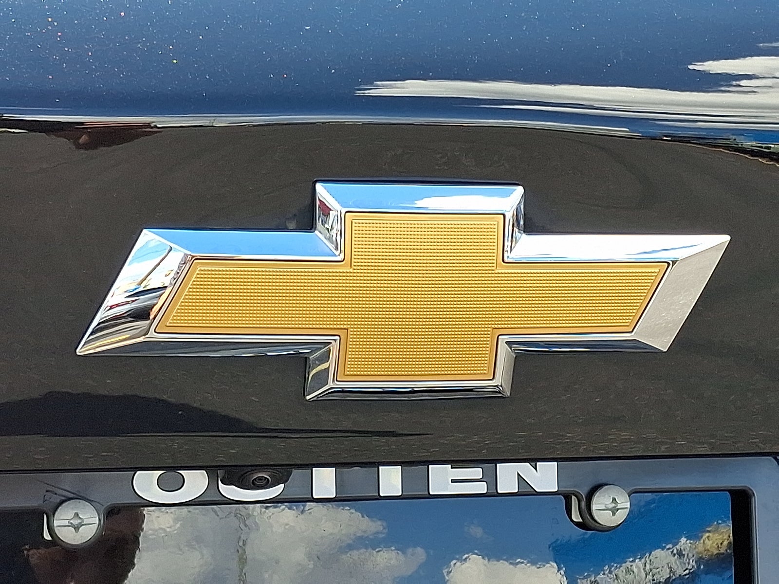 2025 Chevrolet Trax LS FWD