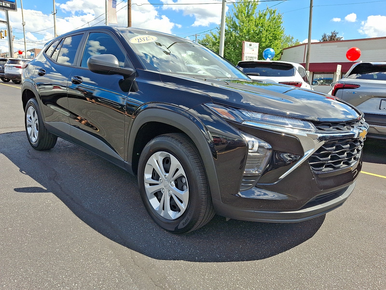 2025 Chevrolet Trax LS FWD