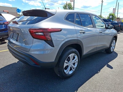 2025 Chevrolet Trax LS
