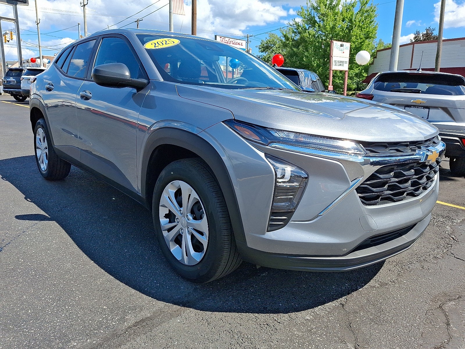 2025 Chevrolet Trax LS