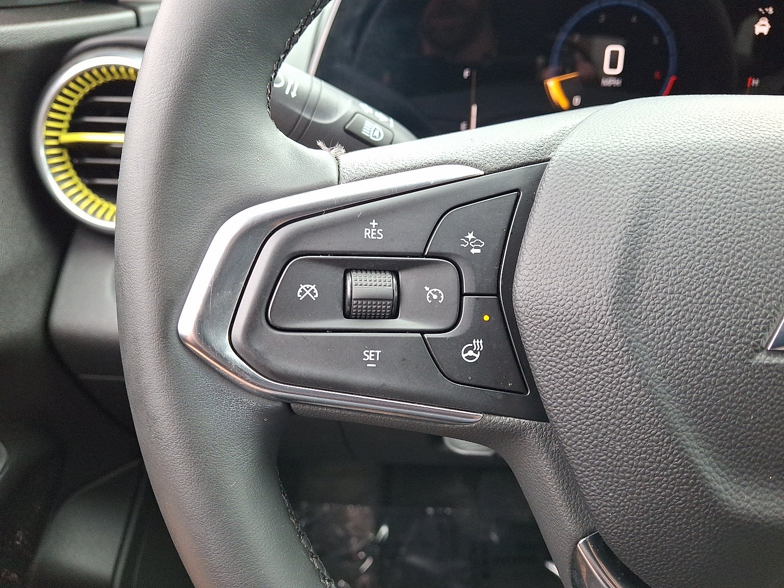 2024 Chevrolet Trax LT FWD