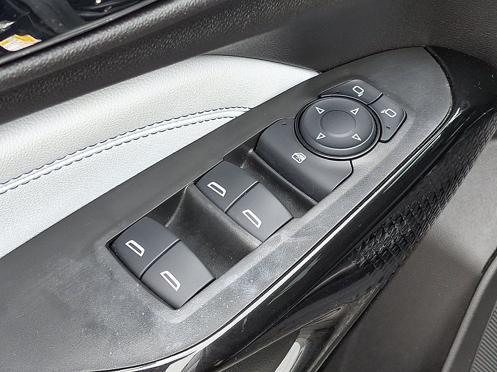 2024 Chevrolet Trax LT FWD