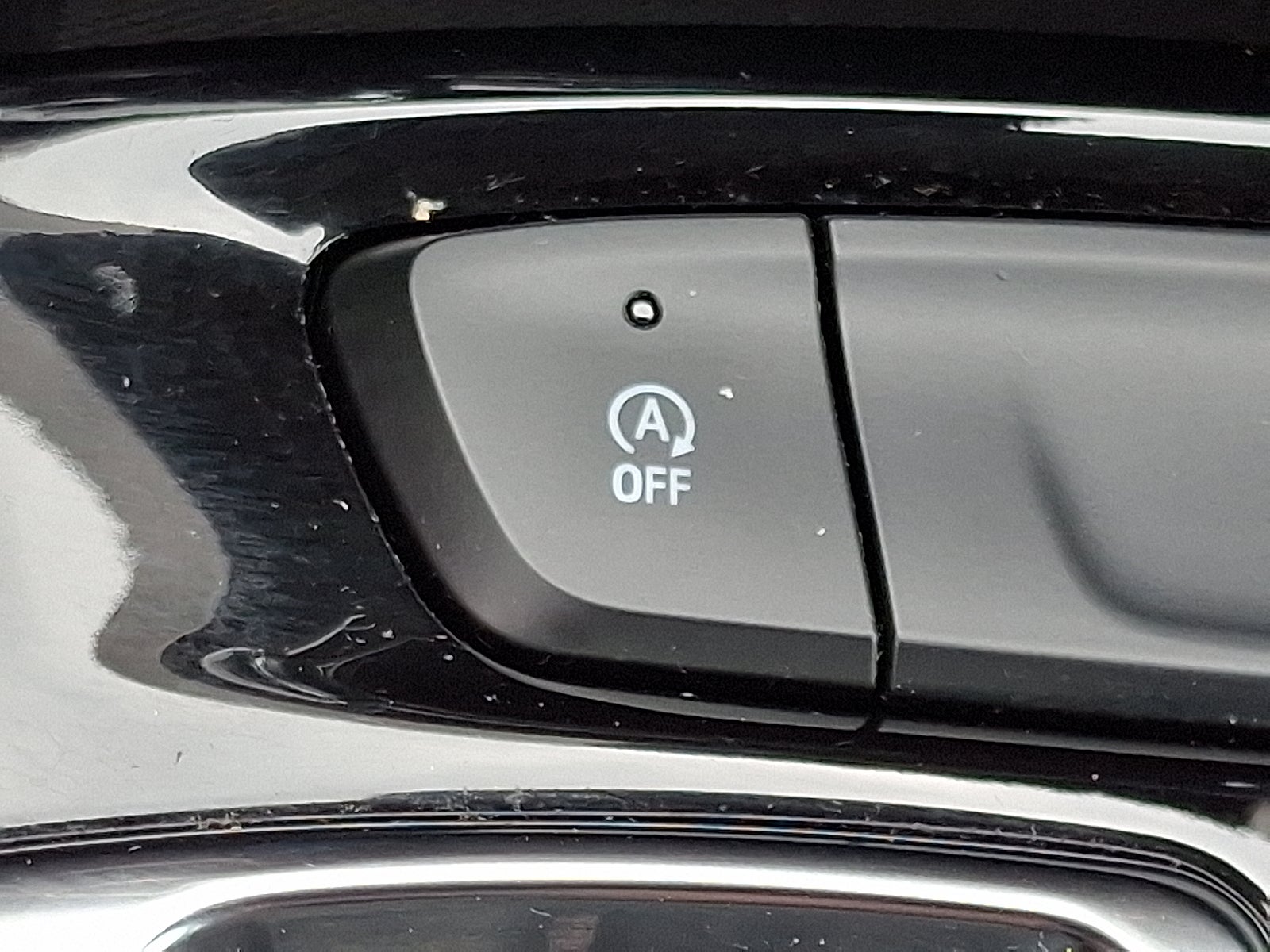 2024 Chevrolet Trax LT FWD