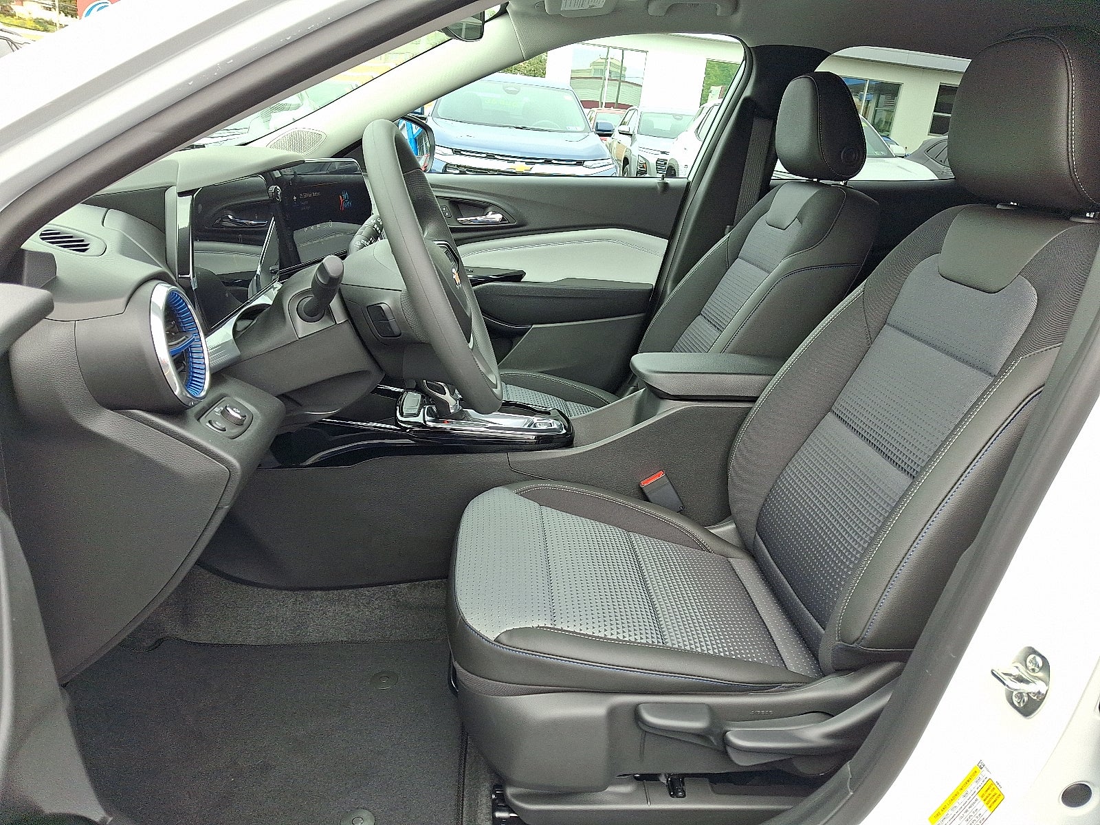 2026 Chevrolet Trax LT FWD