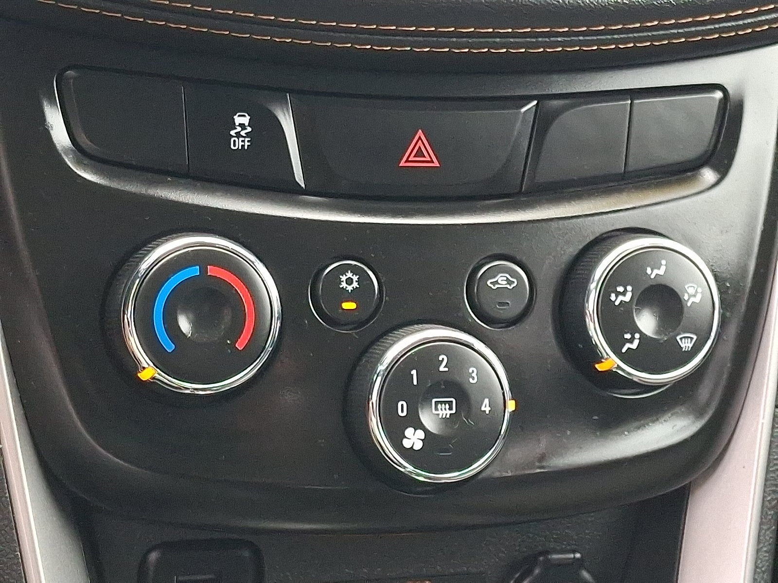 2020 Chevrolet Trax LS FWD