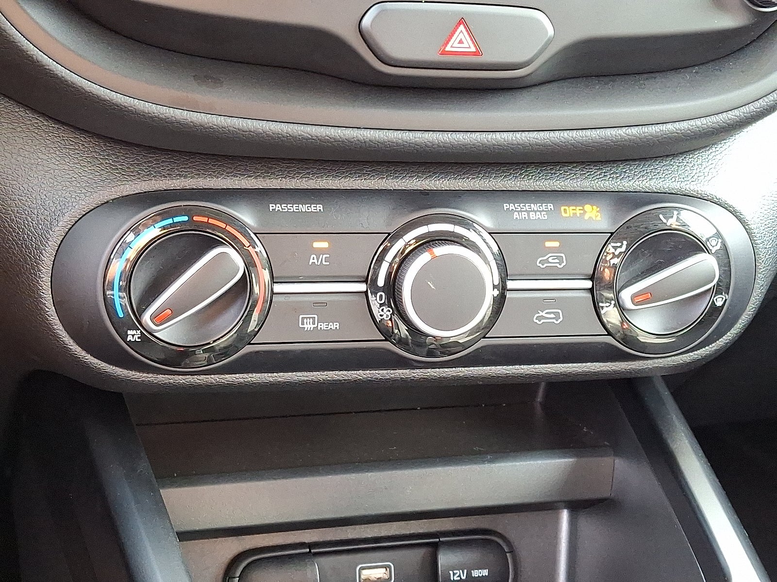 2025 Kia Soul LX FWD