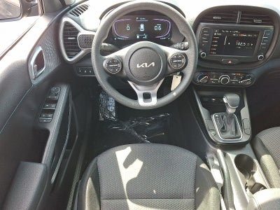 2025 Kia Soul LX FWD