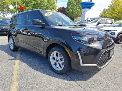 2025 Kia Soul LX FWD