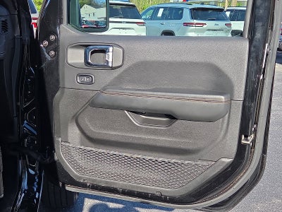 2025 Jeep Wrangler Sahara 4WD