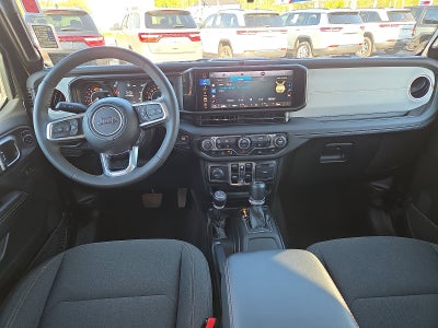 2025 Jeep Wrangler Sahara 4WD