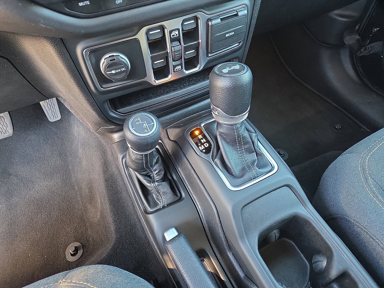 2025 Jeep Wrangler Sahara 4WD