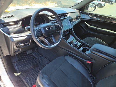 2023 Jeep Grand Cherokee Altitude 4WD