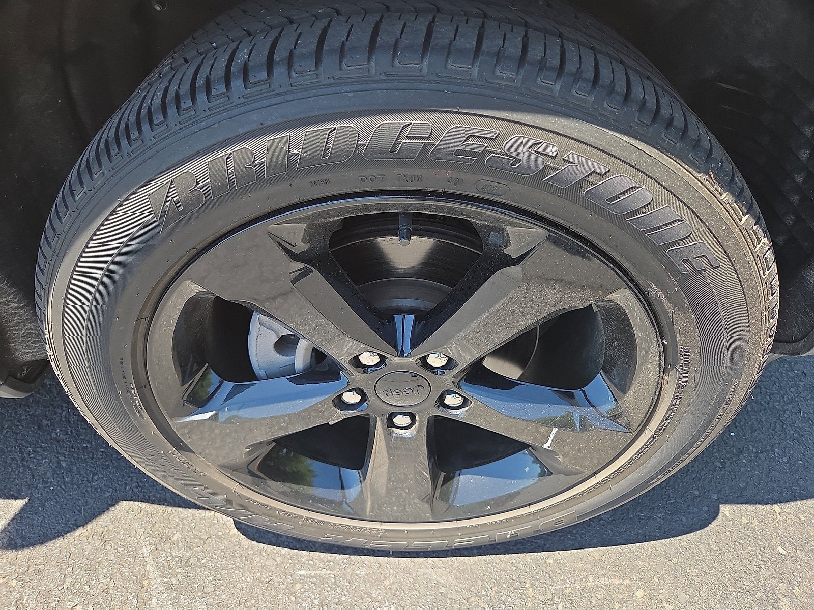 2023 Jeep Grand Cherokee Altitude 4WD