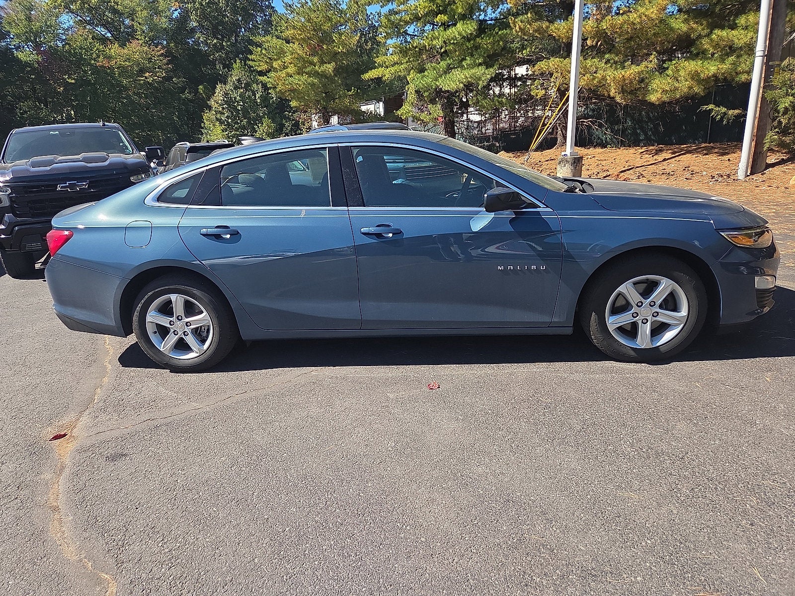 2025 Chevrolet Malibu LS FWD