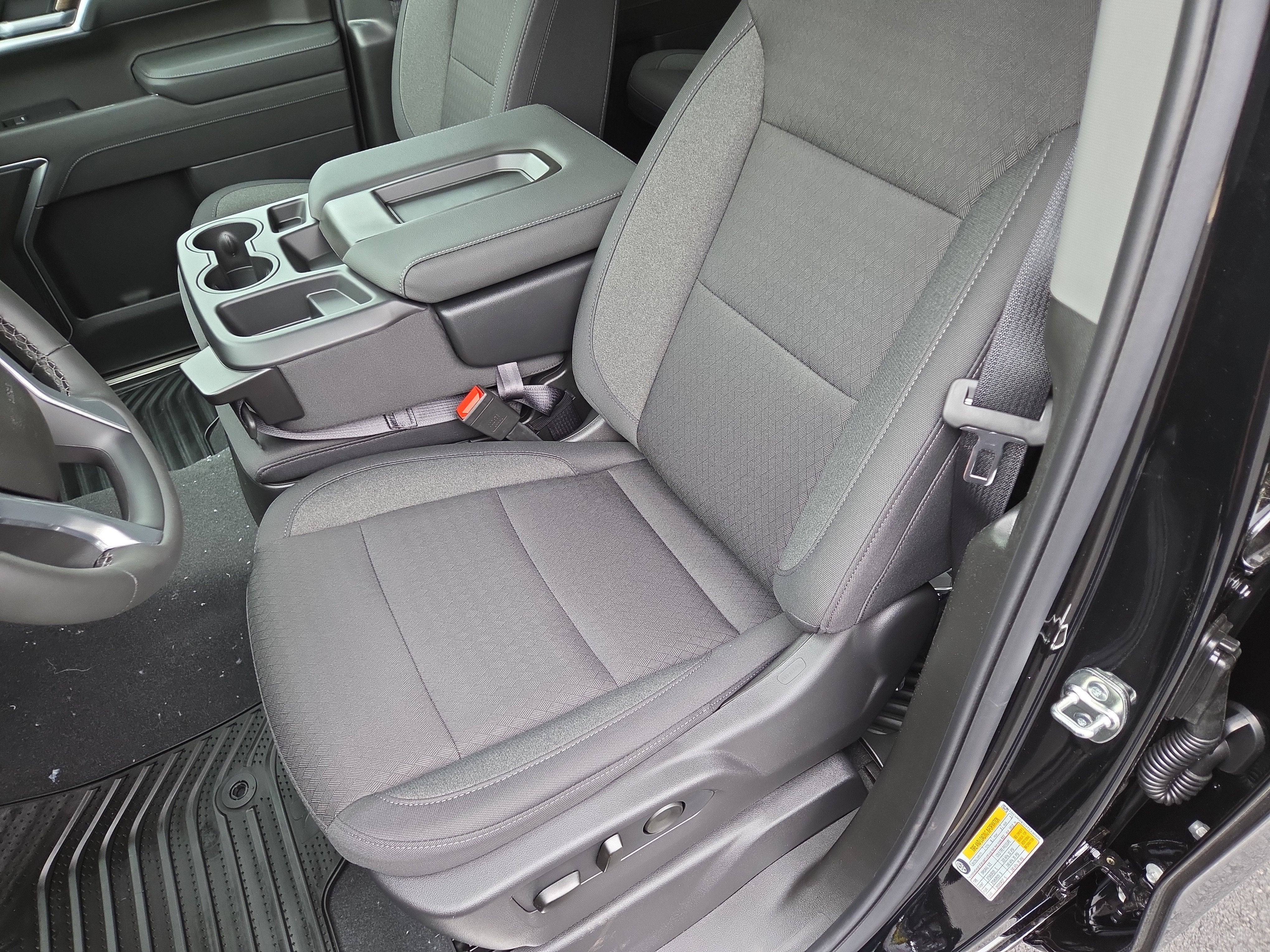 2026 Chevrolet Silverado 1500 LT 4WD
