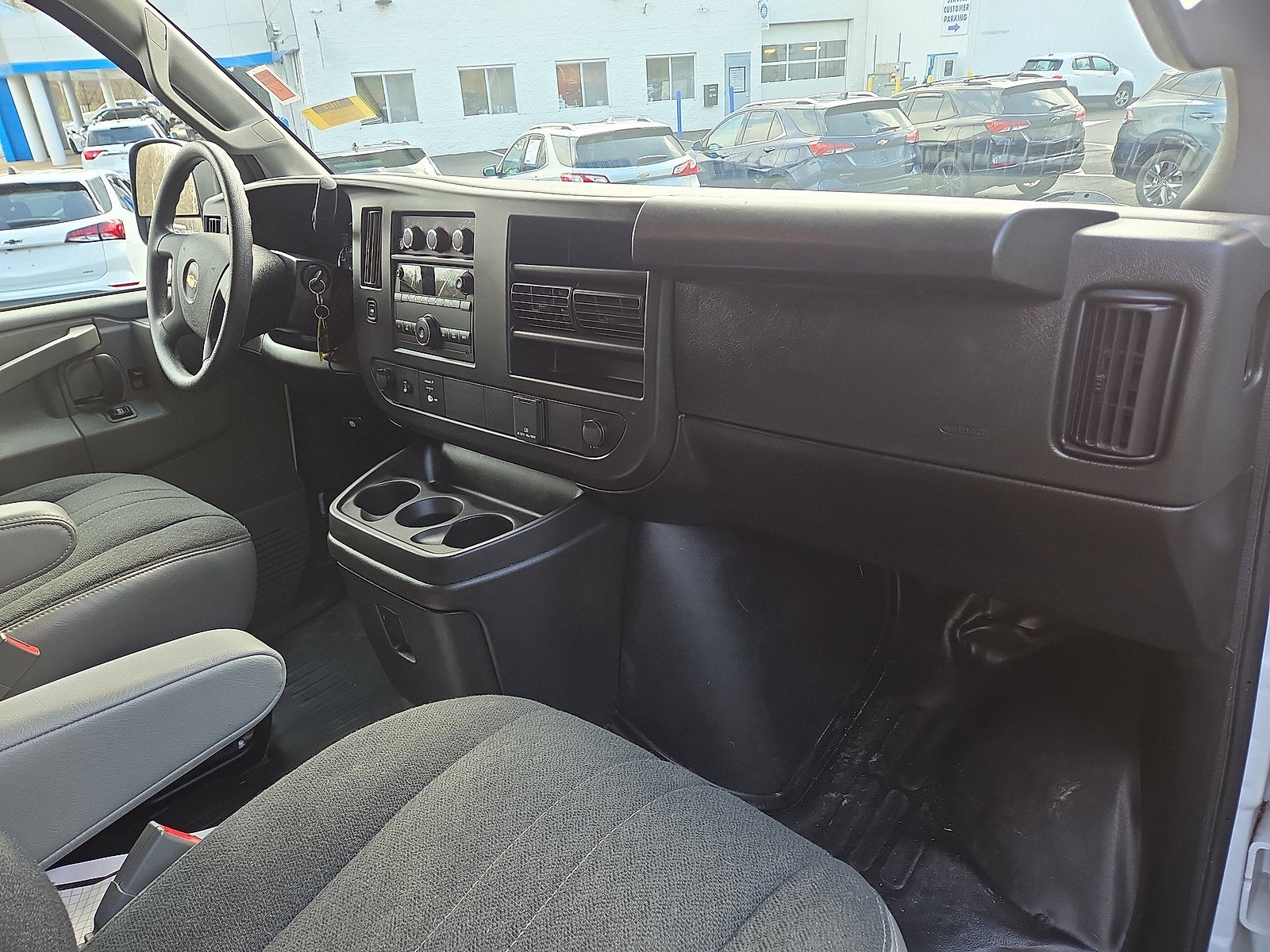 2024 Chevrolet Express Cargo 2500 WT RWD