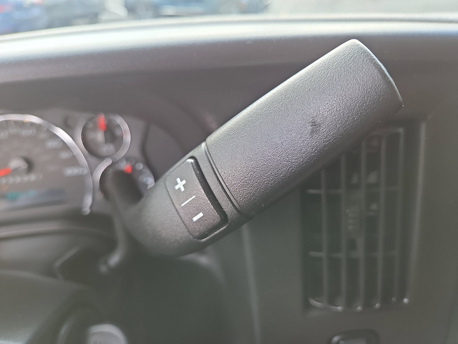 2024 Chevrolet Express Cargo 2500 WT RWD