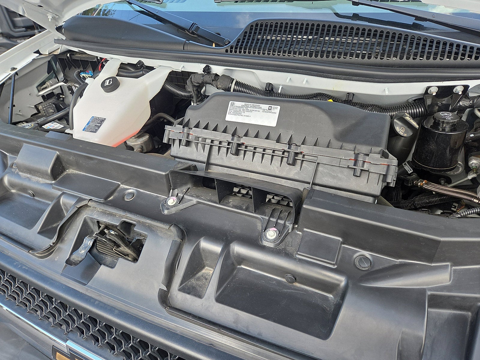 2024 Chevrolet Express Cargo 2500 WT RWD