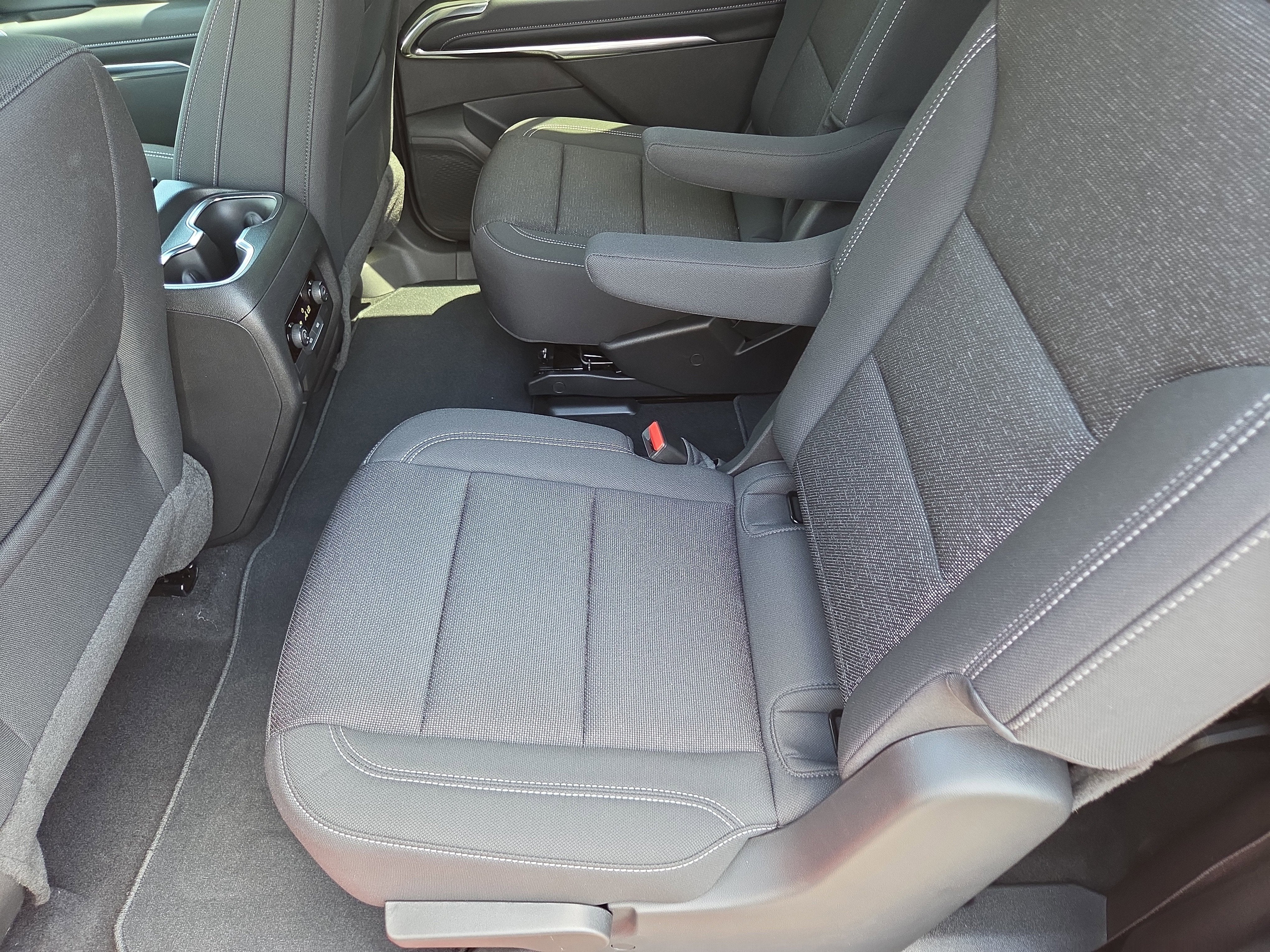 2026 Chevrolet Traverse LT - Photo 10
