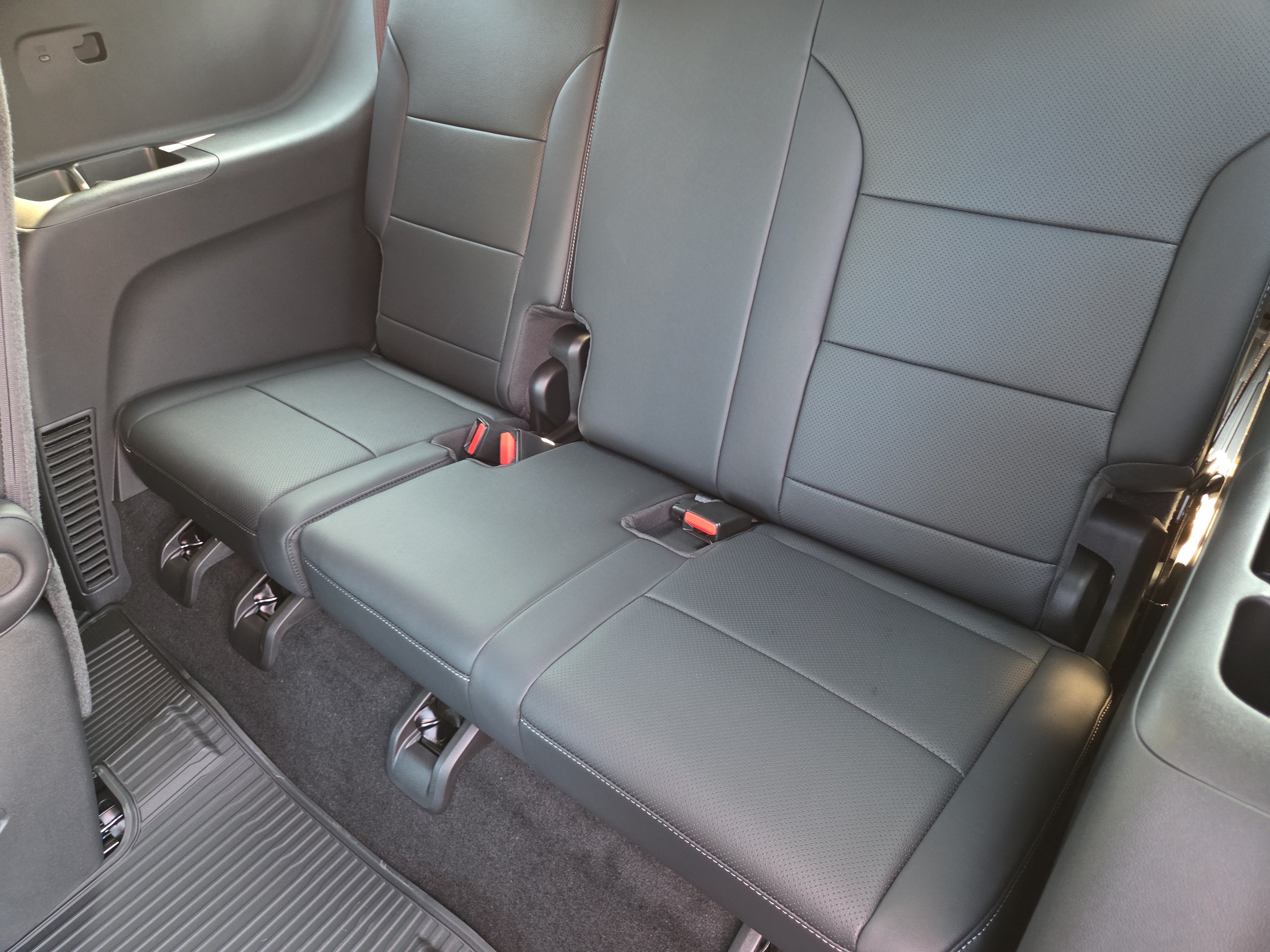 2027 Chevrolet Traverse LT AWD