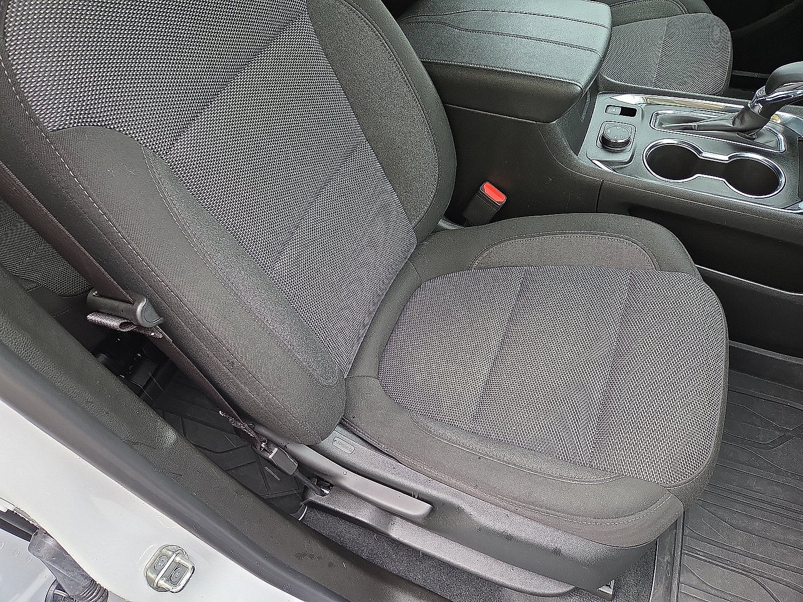 2023 Chevrolet Traverse LT Cloth AWD